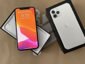 iPhone 11 Pro Silver 64GB v záruke