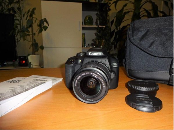 Fotoaparát,Canon EOS telo+objektív, digit.zrkadl.