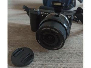 Sony Alpha a5000