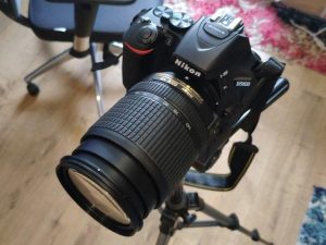 Nikon D5600 + 18-140 AF-S DX ED VR