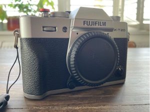 Fujifilm X-T20 - ako novy, shutter count: 5600