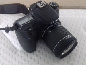 CANON 70D