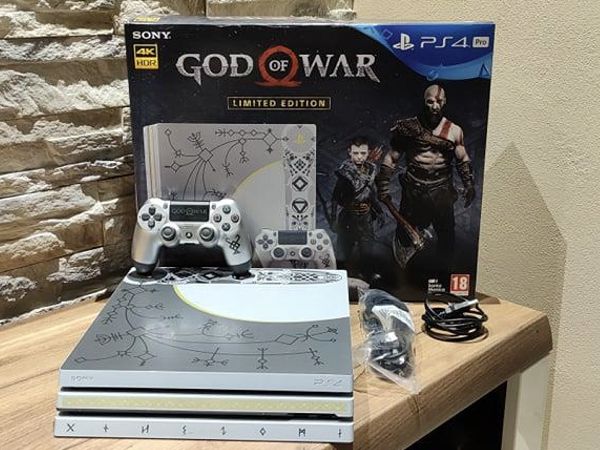 Sony PlayStation 4 Pro 1TB - God Of War (Limited E