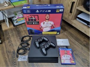 Playstation 4 Pro 1TB (CUCH-7216B)