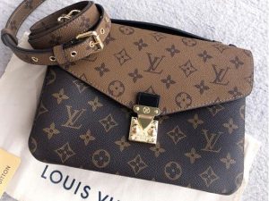 Louis Vuitton Metis Reverse