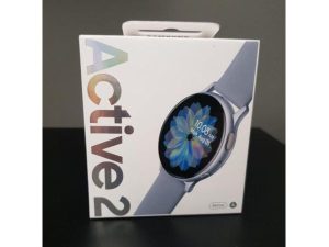 Samsung Galaxy Watch active2 44 mm, strieborné
