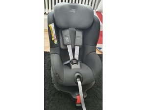 Britax Romer Dualfix M-Isize isofix