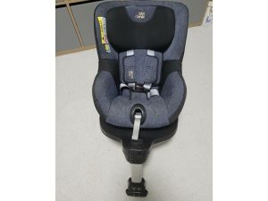 Britax romer dualfix m isize blue marble