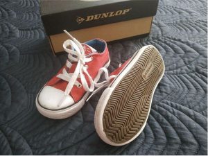 Tenisky DUNLOP vel. 25,5