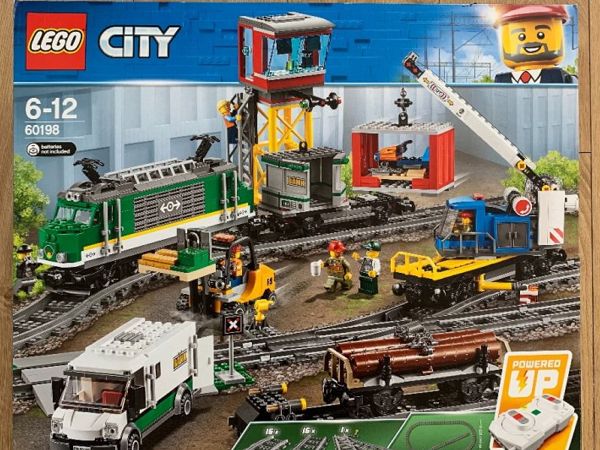 Lego Nákladný vlak 60198