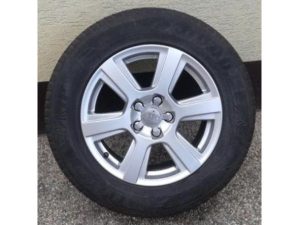 Audi Q5 4x originál ALUdisky+pneumatiky Goodyear