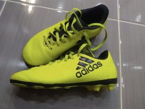 Chlapčenské kopačky Adidas,velk.33 vn.dlžka:20,5cm