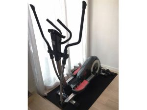 Eliptický trenažér (Crosstrainer) Sportstech CX620