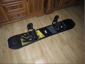 Predam snowboard K2,157 cm,viaz.Rossignol