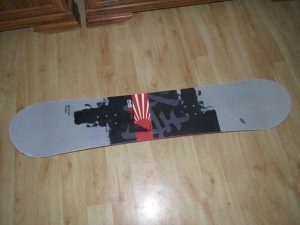 Predam snowboard CRAZY CREEK,128 cm,bez viazania