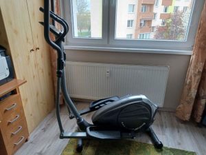 Eliptický trenažér Housefit Motio 35