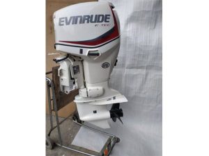 Predám Evinrude Etec 90