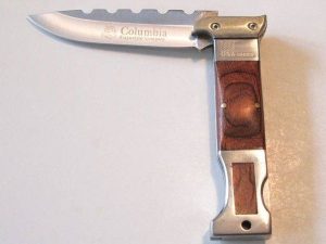 Skladací lovecký nôž
