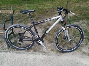 Manuálny bicykel Cronics Stone MTB XTR / XT