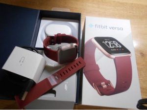 Hodinky fitbit versa