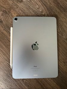 Apple iPad Air (2020) 64GB BLANKYTNE MODRÝ
