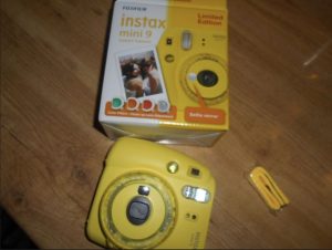 Fujifilm INSTAX Mini 9 yellow