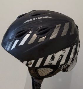 Alpina ski helmet