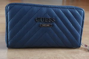 G women's wallet
