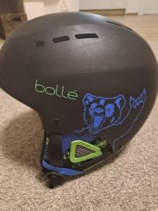 Children's ski helmet Sore