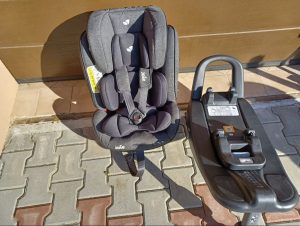 Joie Stage Isofix car seat + seat base