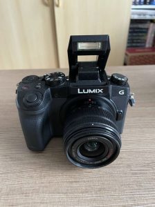 Panasonic Lumix DMC-G7 + 14-42 mm čierny