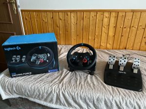 Logitech gaming steering wheel and pedals