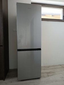 Refrigerator with freezer SAMSUNG - almost new