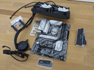 Set i5-10600KF, Z590, 16GB RAM, 1TB SSD, vodné chl