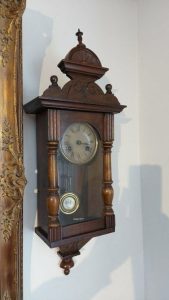 I am selling a functional Altdeutsche 1890 clock half-beat