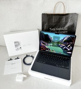 MacBook Air M2 16GB / 1TB - Midnight