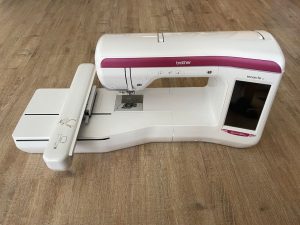 Sewing machine Brother Innov-Is V3 LE Limited Editio