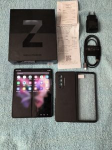 Samsung Galaxy Z Fold3 5G 256gb,12gb RAM