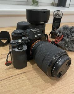 Sony Alpha A7 + příslušenství