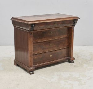 Chest of drawers 1890