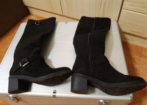 Women's suede boots .39