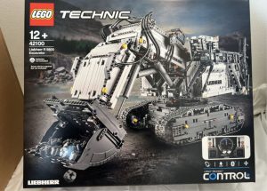 LEGO TECHNIC 42100 Bagr Liebherr R 9800