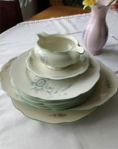 starožitný porcelán