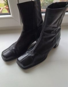 Leather warmed boots