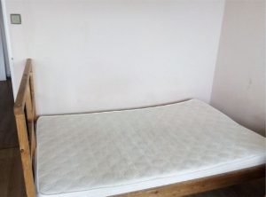 Prodám manželskou postel 140cm x 200cm