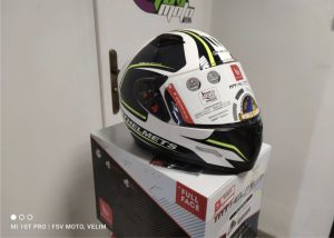 MT Helmets Mugello, vel. L