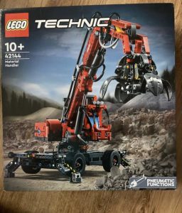 LEGO Technic 42144 Bagr s drapákem