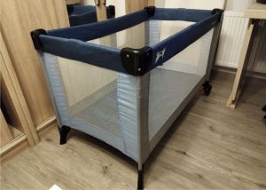 Folding cot