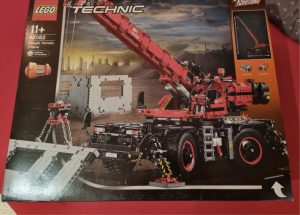 LEGO Technic 42082 Terrain Crane