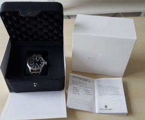 Watch Steinhart Nav. W 44mm